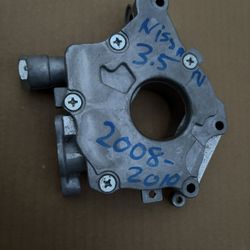 Nissan 3.5 Oil Pump New
