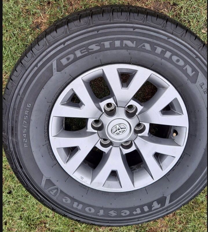 16” Toyota Tacoma Aluminum Wheel