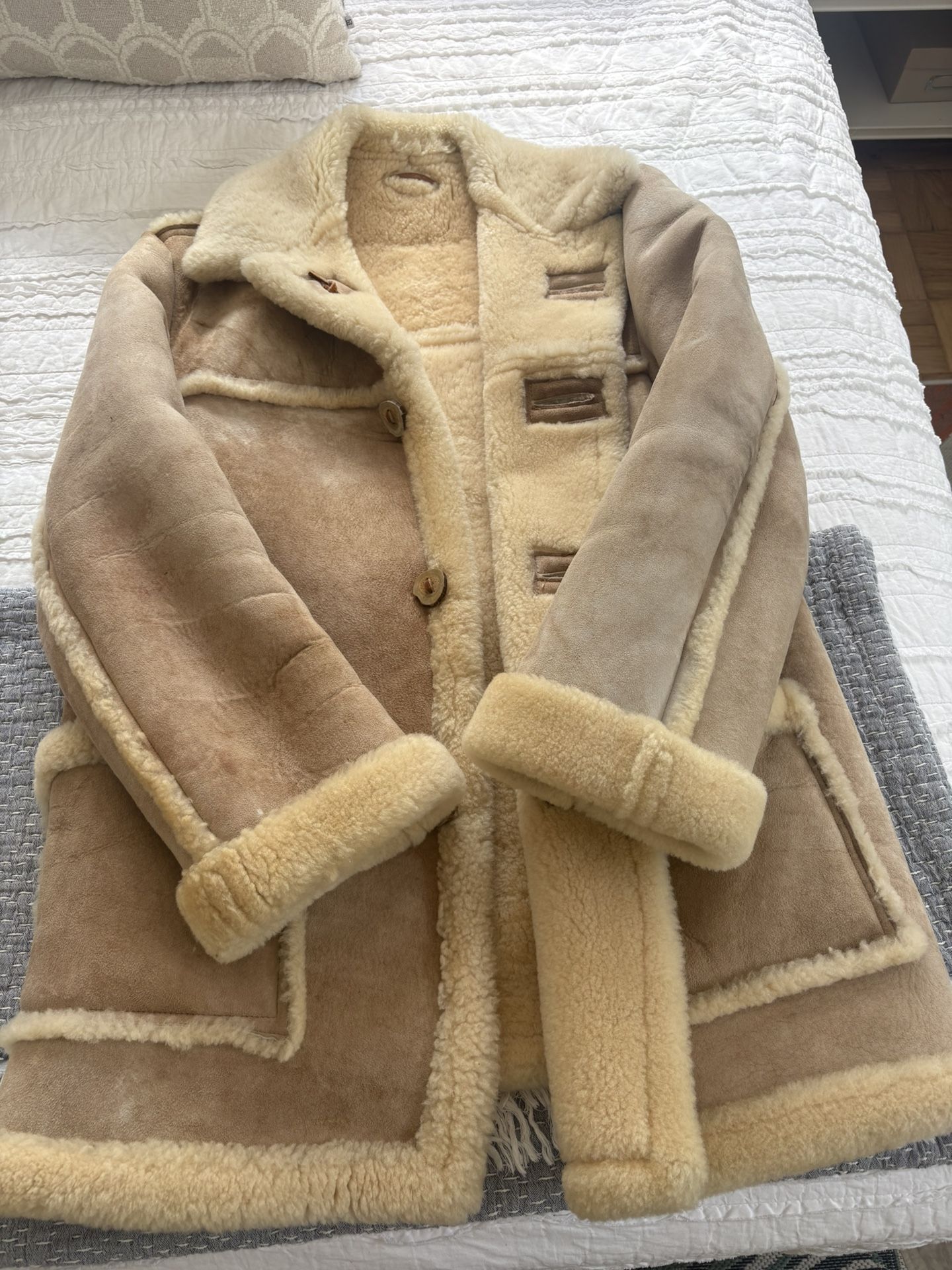 Vintage Handmade Sheepskin Duffle Coat – Shearling Lined, 1970s/80s, Unisex, Warm Winter Outerwear, Excellent Condition