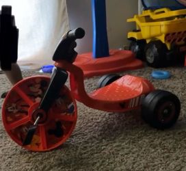 Michey mouse tricycle