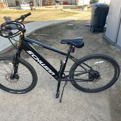 Schwinn Amalgam Adult Electric 18.5 Inch Hyb 