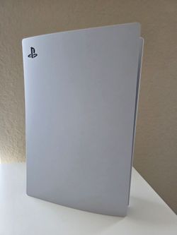 PS5 Disc Edition (CFI-1215A) – Excellent Condition – Complete Setup