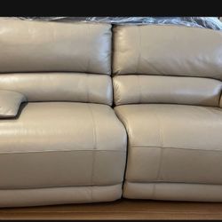 CINDY CRAWFORD HOME LEATHER RECLINER LOVESEAT 
