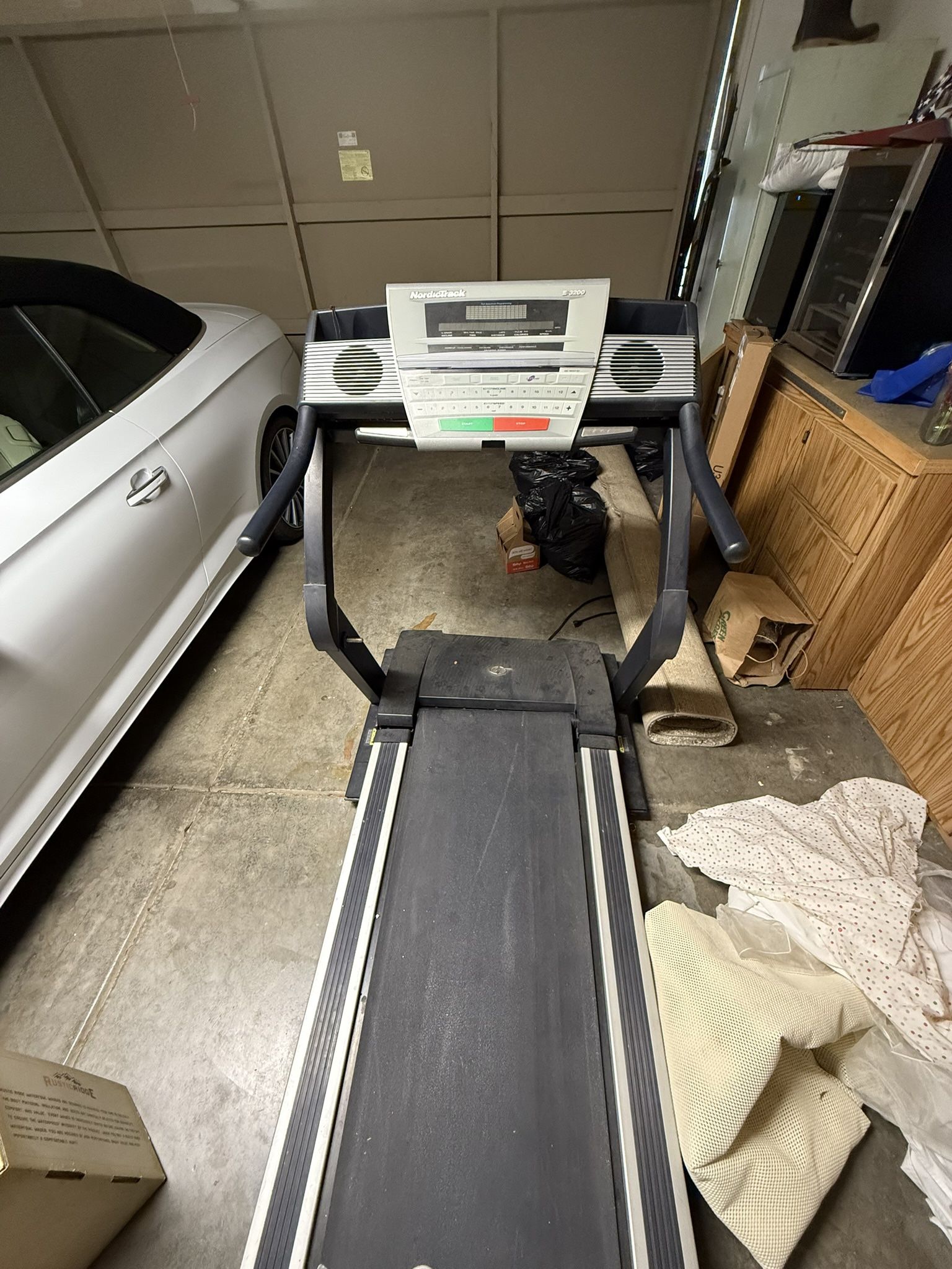 Nordictrack Treadmill E-3200