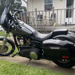 2010 Harley Davidson Dyna Wide Glide $9k obo