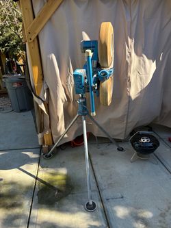 Juggs pitching machine