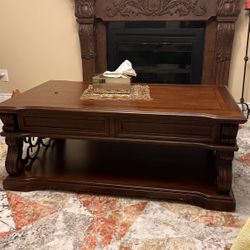 Coffee Table and End Table 