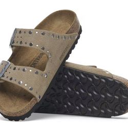 Birkenstock. Arizona Rivets Suede Leather. Size 10-10,5