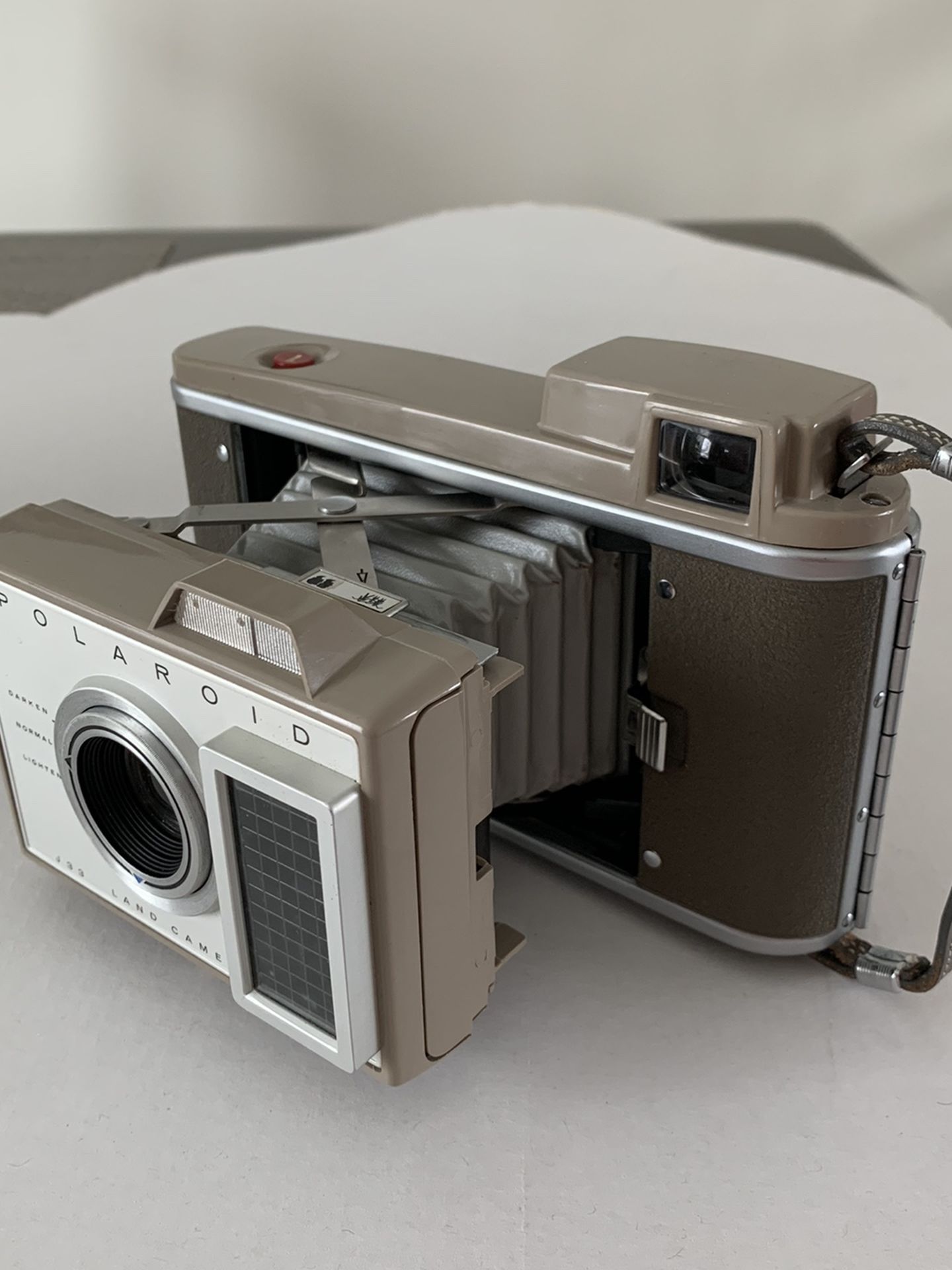 Vintage Polaroid J33 Land Camera π·