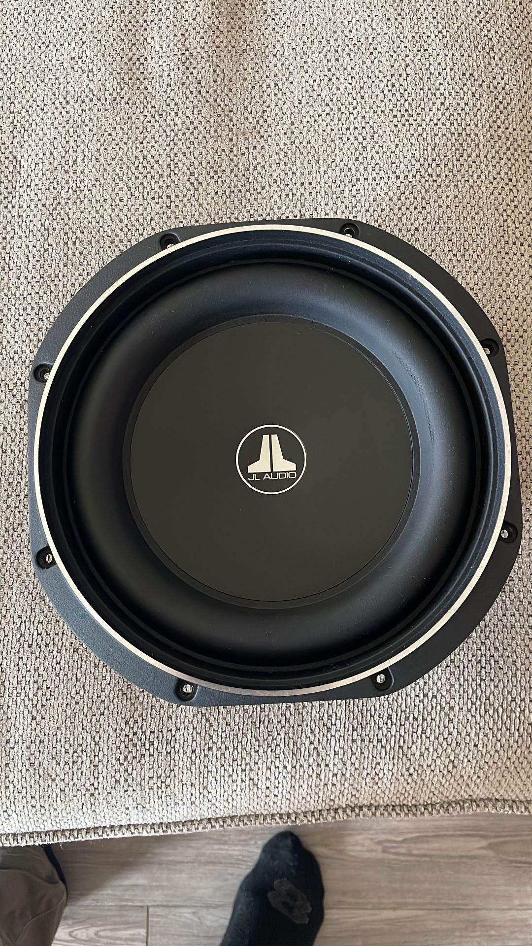 JL Audio 10TW1-2 – 10” Shallow-Mount Subwoofer