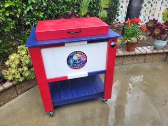 PATRIOTIC MOBILE COOLER