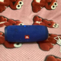 JBL Charge 3 Bluetooth Speaker With Cable 