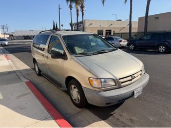 2000 Toyota Sienna
