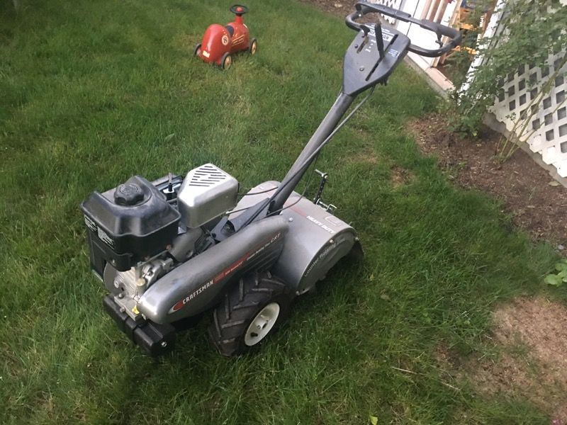 Craftsman 825 Series 14" Rear Tine Tiller for Sale in Brewster, NY