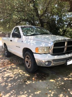 PARTING OUT 2002 Dodge Ram 1500
