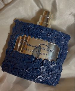 Oscar De Le Rente Bella perfume
