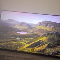 42" Xumo TV 