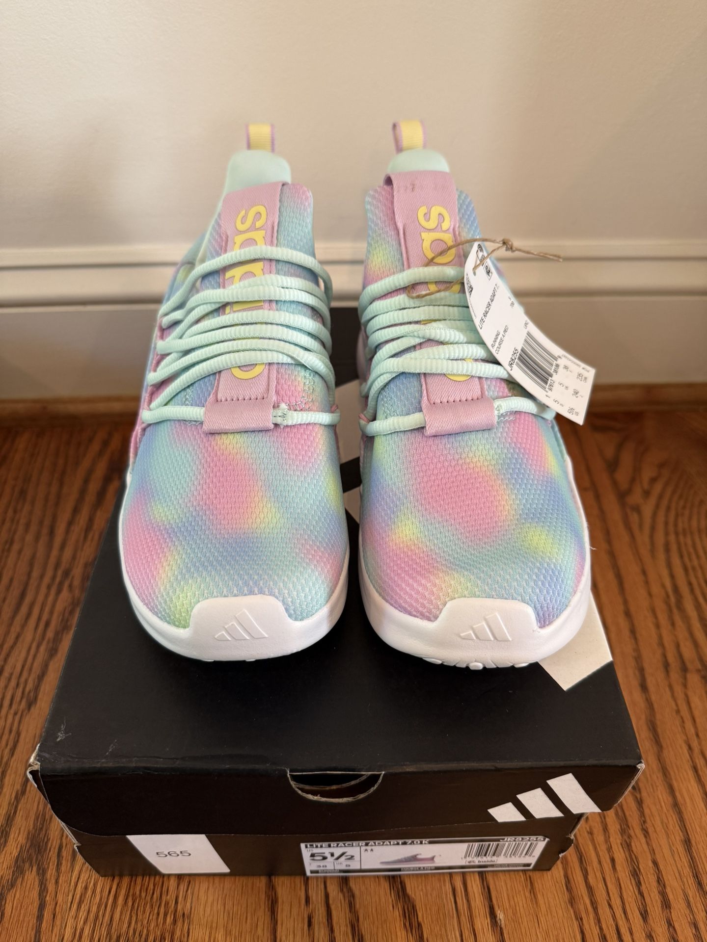 Adidas Racer Adapt 7.0 Sneaker - Kids Size 5.5 NEW
