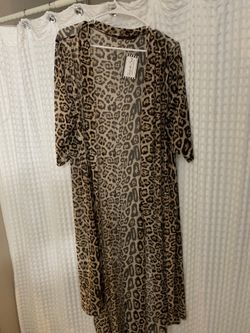 Cute leopard duster