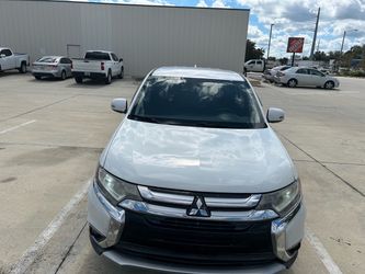 2018 Mitsubishi Outlander
