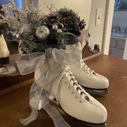 Antique Skates For Centerpieces