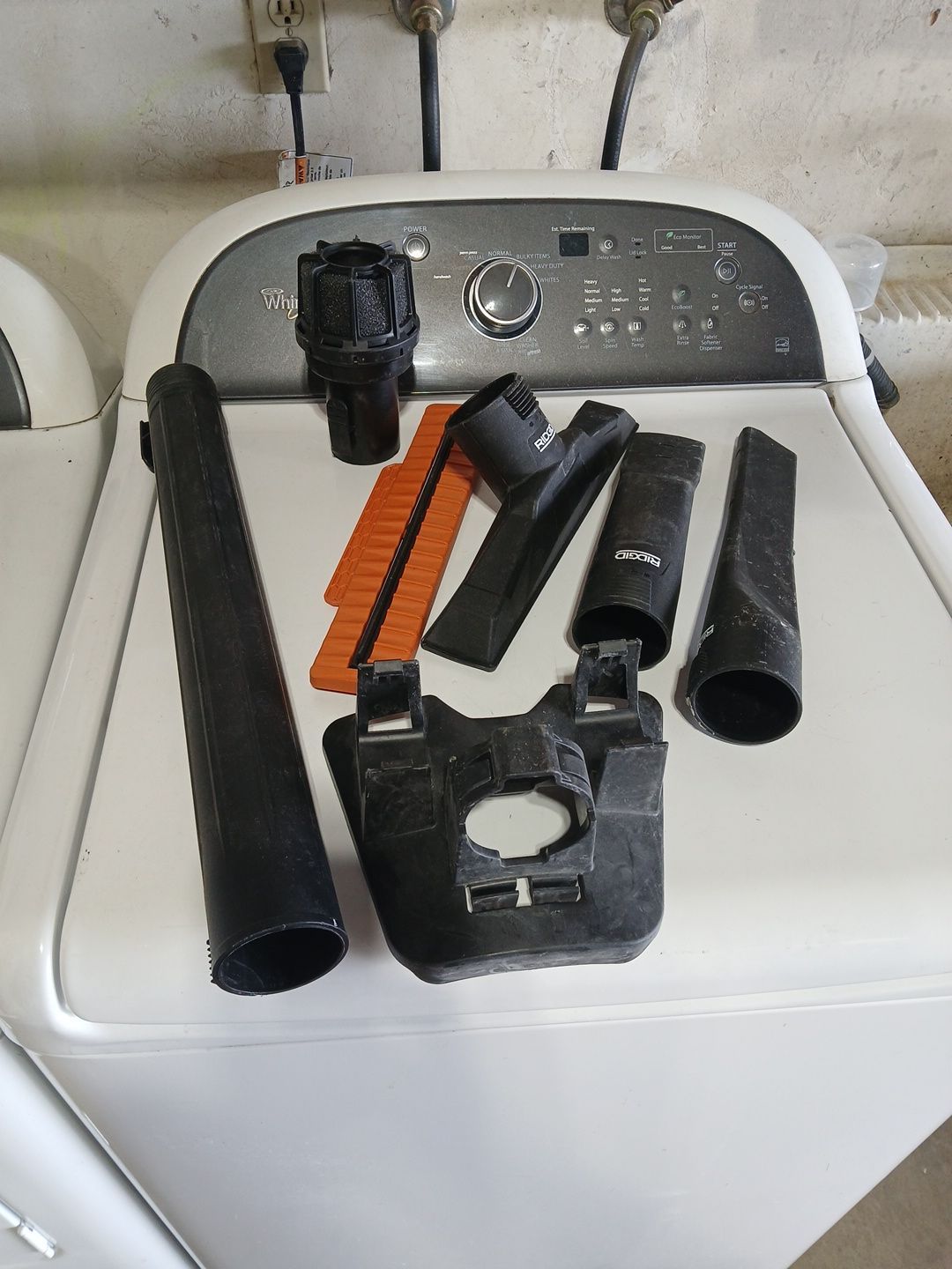 Rigid 2.5 vacuum hose attachments