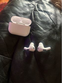AirPod Pro threes