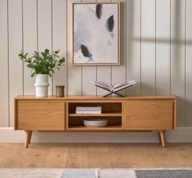 ARTICLE Seno 63” Low Media Unit – Oak