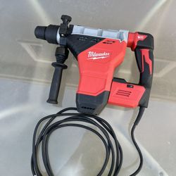 Milwaukee 1-3/4” SDS MAX Heavy Duty Rotary Hammer 