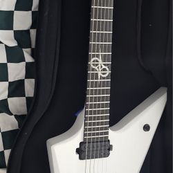 Electric Guitar Solar With Evertune 