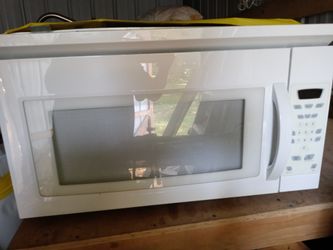 Whirlpool 1.1 Cu Microwave An Venthood Combo