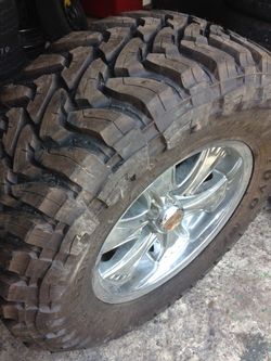 37x13.50-20 toyo