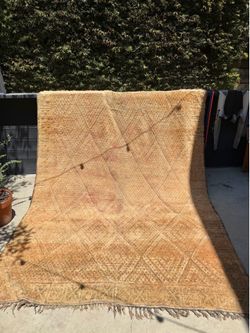 Vintage Moroccan rug