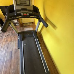 NordicTrack 1500 Commercial Treadmill