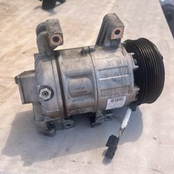 A/C Compressor Oem Nissan Altima 17