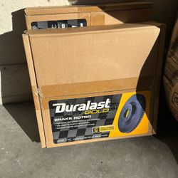 Nissan Versa Rotors &brake Pads 