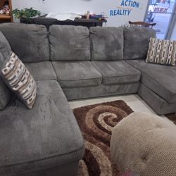Gray SECTIONAL  220 Today Only No Holds 