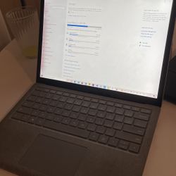 Surface Laptop 2 (i5 8GB 256GB)