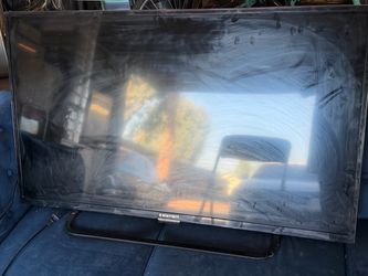 Element Flat Screen TV with Stand