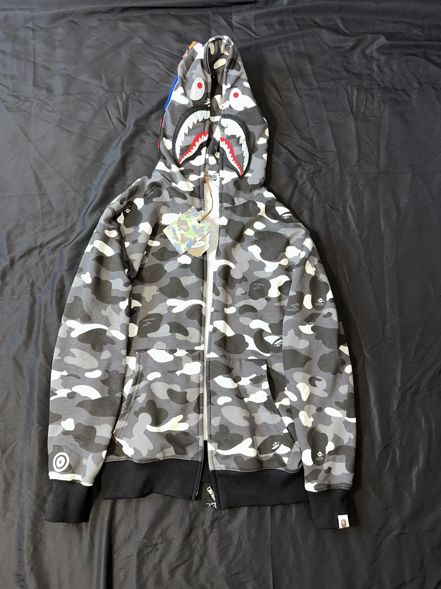 BAPE Glow in the Dark Gray / Black Camo Hoodie L New (Rare)