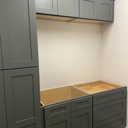 Kitchen Cabinets/ LAUNDRY ROOM