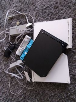 Nintendo Wii Lot For Parts (Read Description)