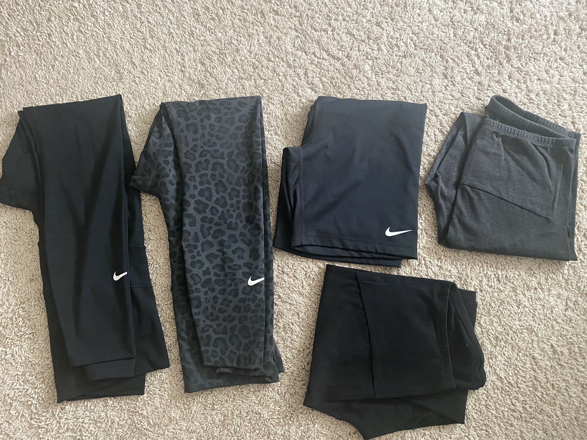 Maternity Clothes 