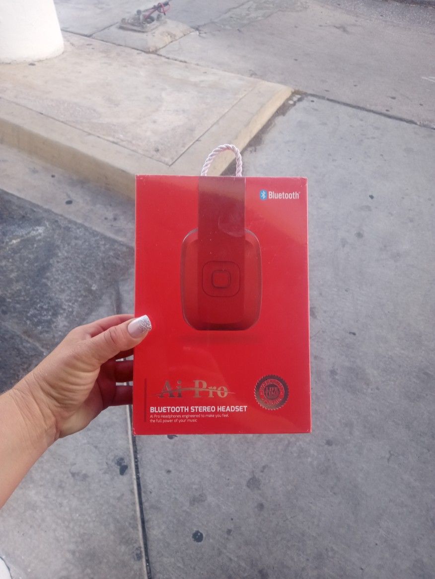 A I Pro Bluetooth Headset