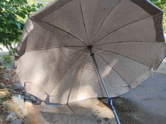 Very large outdoor patio table umbrella