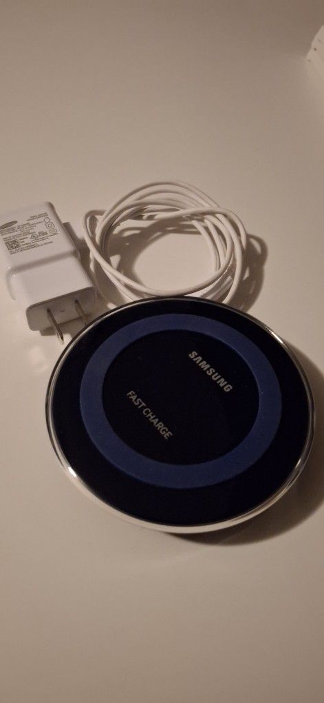 Fast Wireless Charger SAMSUNG/IPHONE