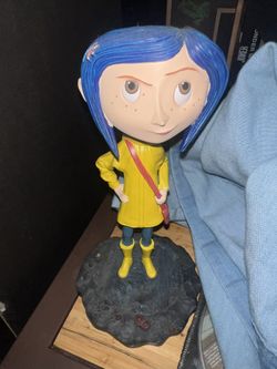Coraline Statue 