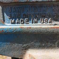 made in the USA Vise