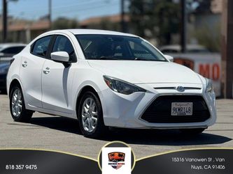 2017 Toyota Yaris iA