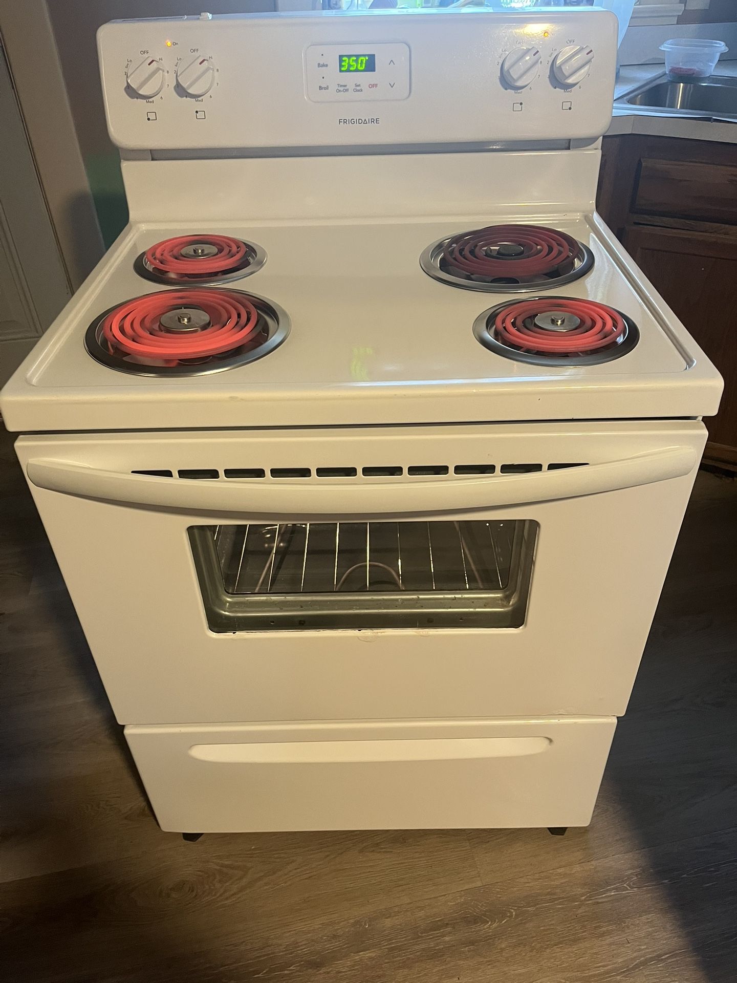 Frigidaire Coil Electric Stove 